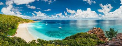 navegar por seychelles: playa mahe