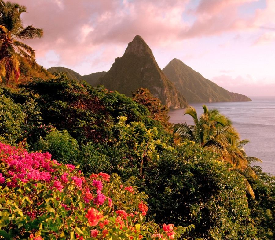 montañas pitons en santa lucia